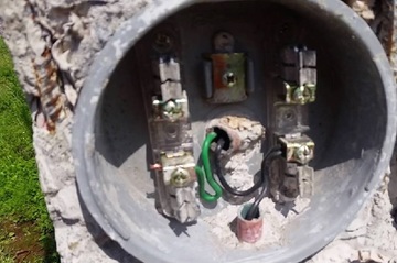 ROBOS EN EL POLÍGONO MORA GARAY