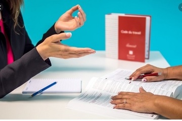 Ayudas a la formación con compromiso de contratación