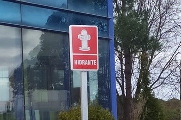 SEÑALIZACIÓN DE HIDRANTES EN POLÍGONOS