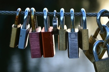 PRECAUCIONES DE SEGURIDAD EN EL PUENTE DE DICIEMBRE PRECAUCIONES DE SEGURIDAD EN EL PUENTE DE DICIEMBRE