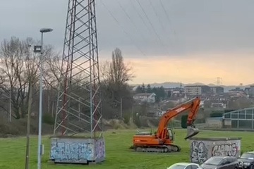 APARCAMIENTO EN EL POLÍGONO ESPÍRITU SANTO