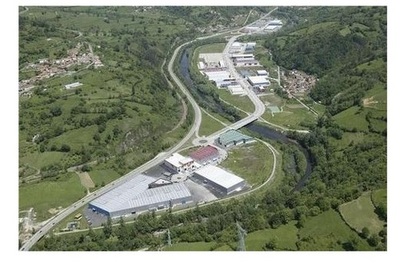 CARRERAS ILEGALES EN EL POLÍGONO DE OLLONIEGO