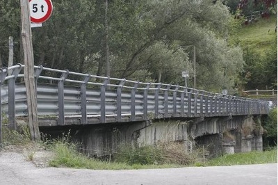 DEMOLICIÓN DEL PUENTE DE OLLONIEGO