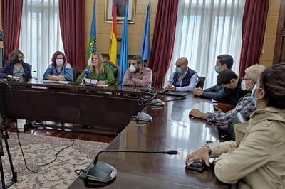 CONSTITUIDA LA MESA MUNICIPAL DE ÁREAS INDUSTRIALES DE LANGREO CONSTITUIDA LA MESA MUNICIPAL DE ÁREAS INDUSTRIALES DE LANGREO