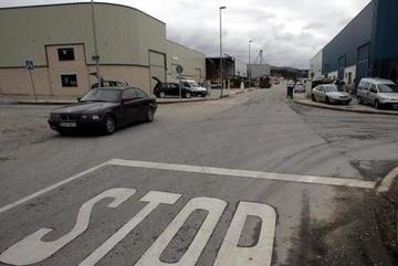 EL POLÍGONO DE BARRES MAS CERCA DE LA AUTOVÍA